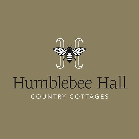 The Treehouse At Humblebee Hall Worcester Exteriör bild