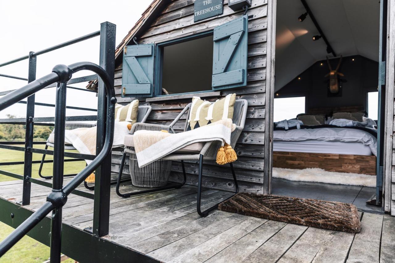 The Treehouse At Humblebee Hall Worcester Exteriör bild